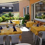 Hotel Moesle 2*