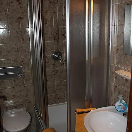 Отель Moesle 2*